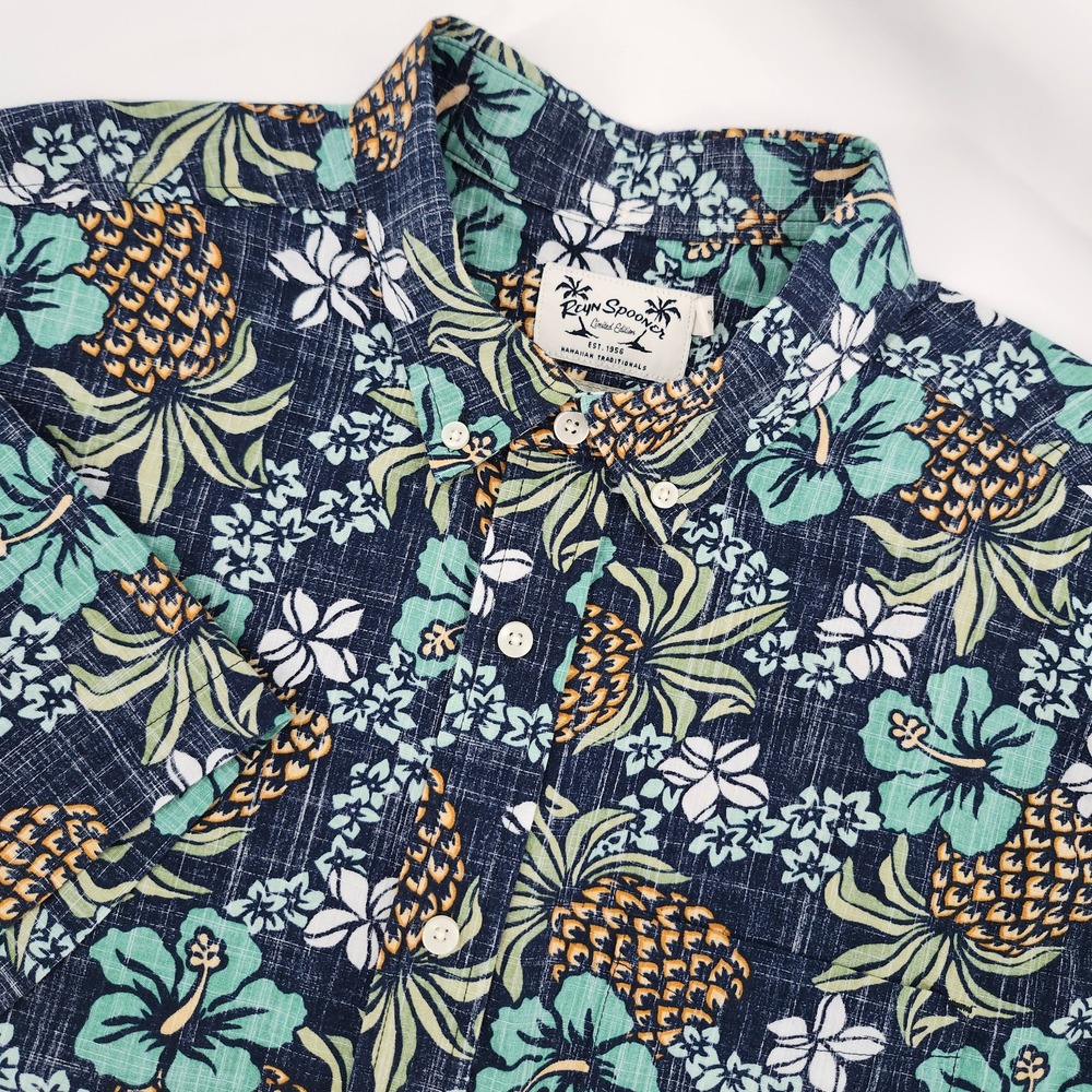 Reyn Spooner Goodfellow Mens Navy Hawaiian Camp Shirt M Pineapple Reverse Print